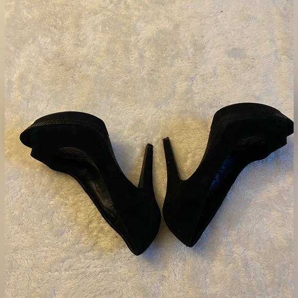 ❤️Gianni Bini heel pumps shoes size 7
***Bundle 3 for $25 - Picture 2 of 7